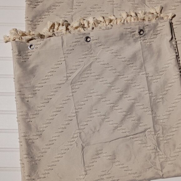 Boho Shower Curtain 72 x 85 Cream Tufted Chenille Chevron Hardware Farmhouse NEW - Picture 11 of 14